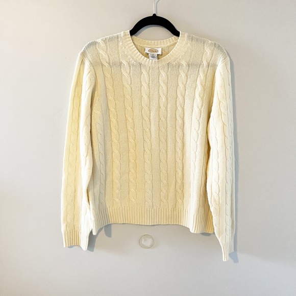 Butter yellow Cableknit cashmere crewneck sweater women's medium